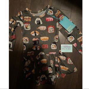 Posh peanut twist and twirl NWT